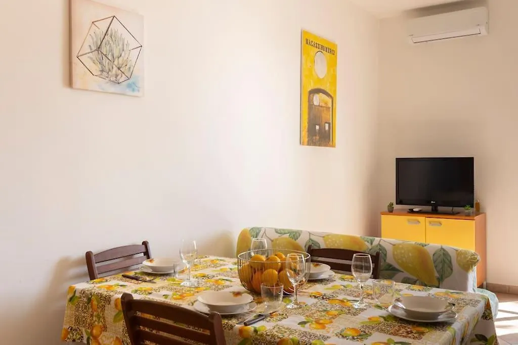 Villa Vista Mare ~Villa Dafne~ Lido di Noto 0*,  Italy
